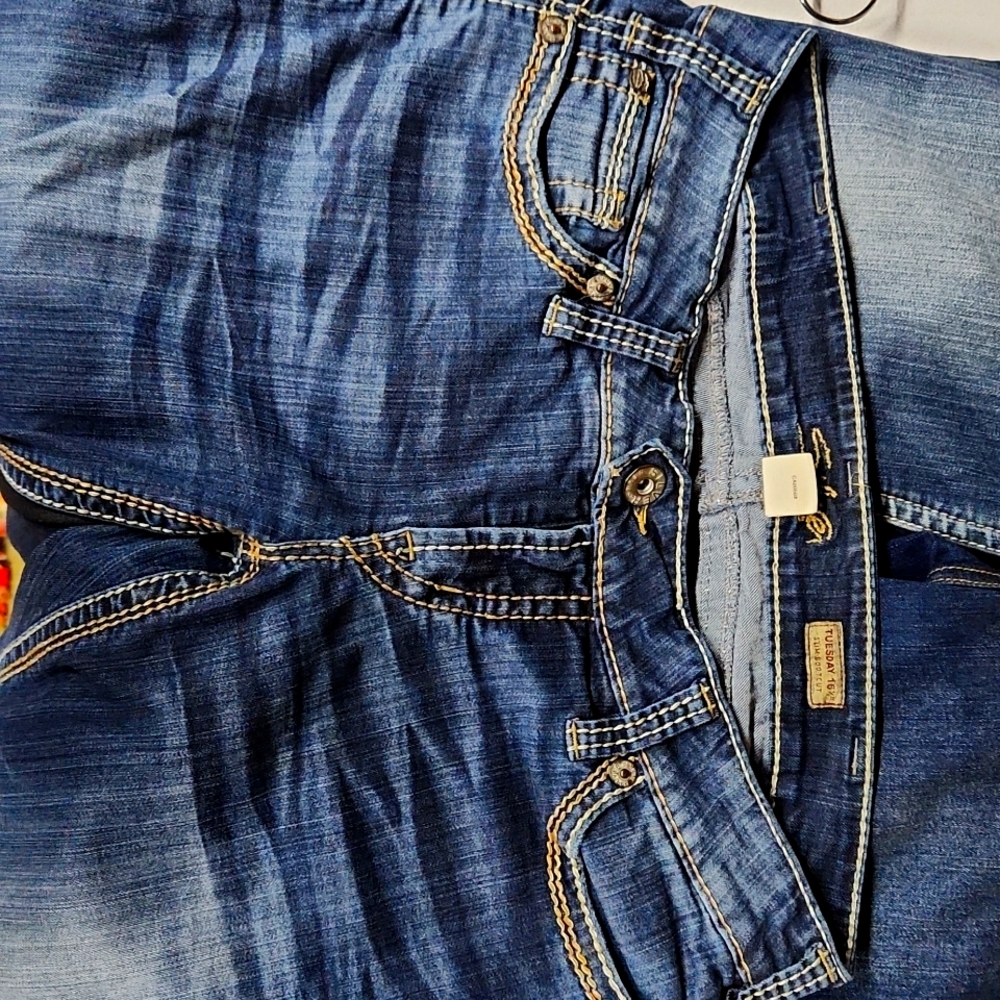 Silver Jeans - Tuesday 16 1/2
